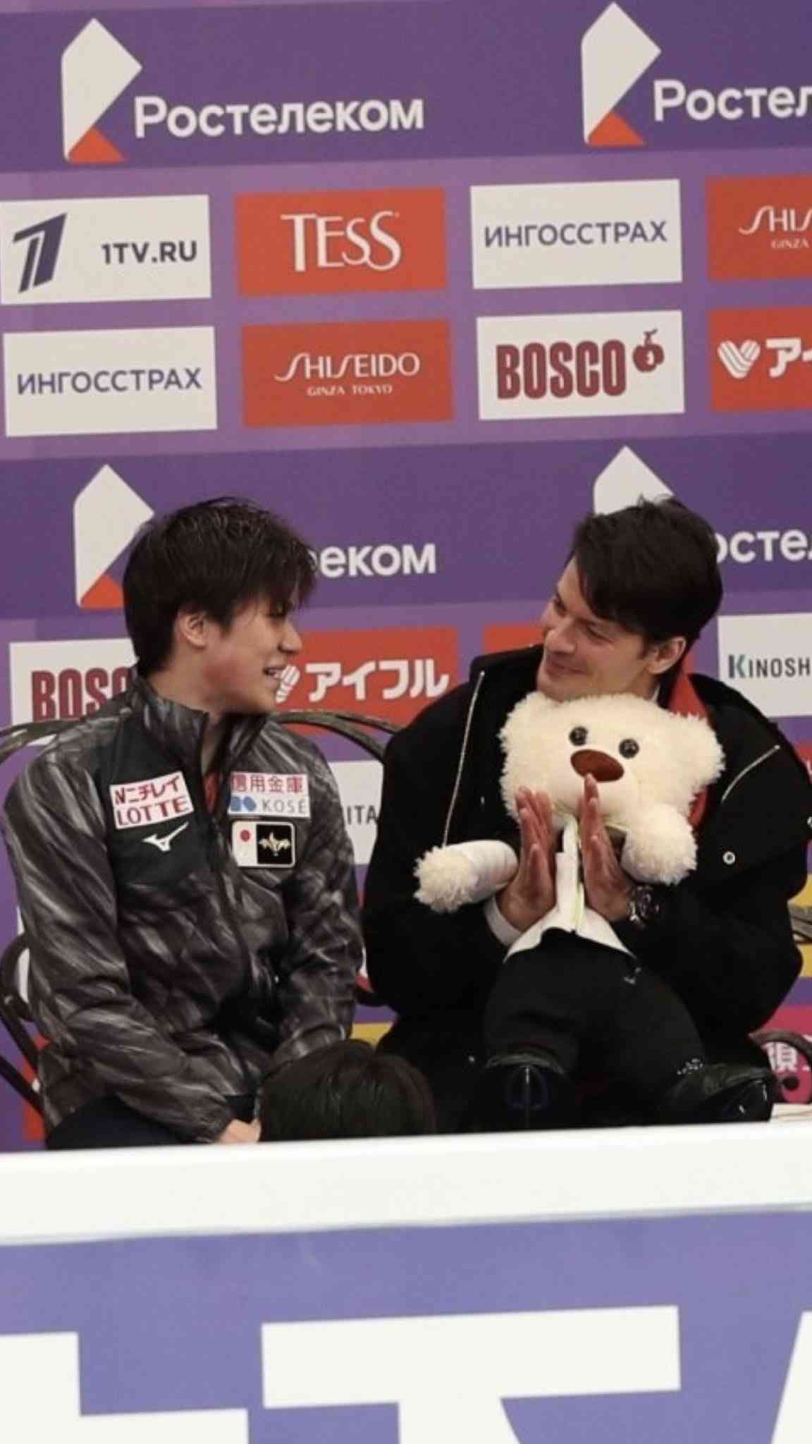 宇野昌磨復活優勝を導いたイケメンコーチに「裏MVP」の声