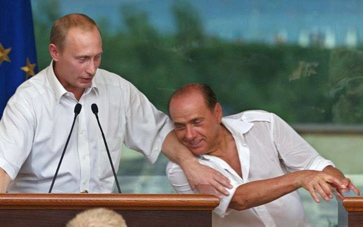 「プーチン大統領の美容整形の噂」をSNSに書き込んだテレビ局記者が突如辞職