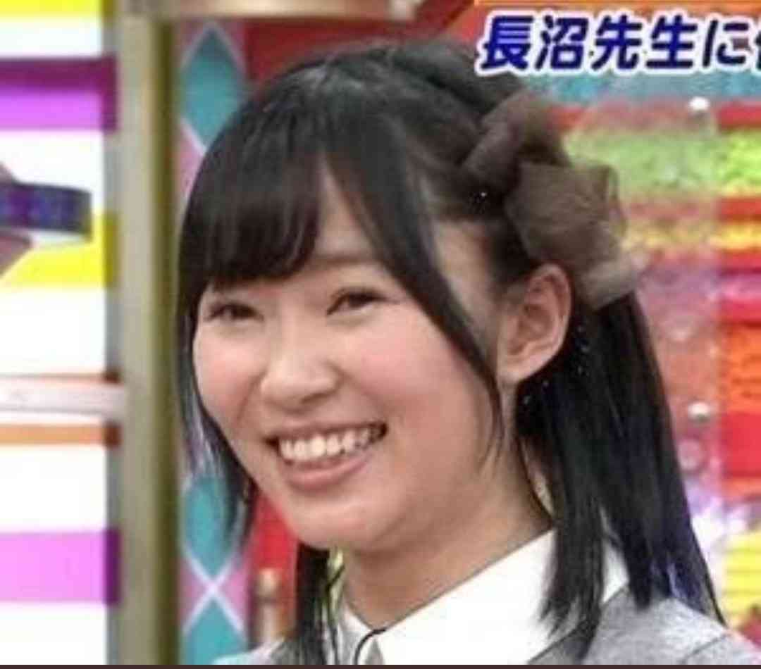 指原莉乃の「小顔ヘアアレンジ」がマネしやすいと話題に！