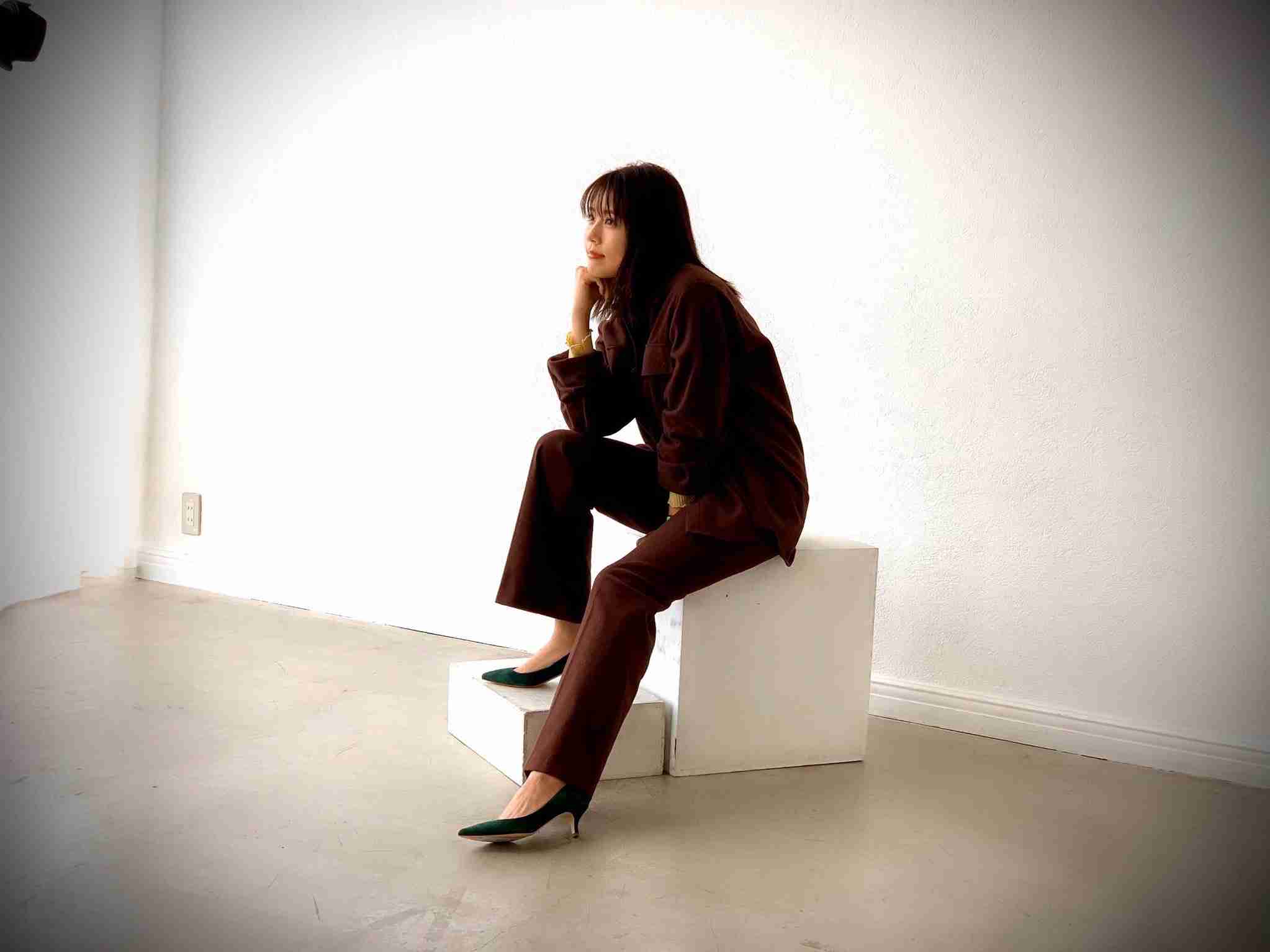有村架純、眼鏡姿の最強ドアップSHOTにファン騒然「トキメキが止まらない!」「需要ありあり!!」