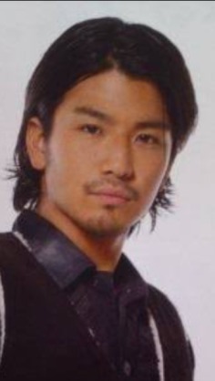 EXILE岩田剛典、“彼氏感溢れる”寒がりショットに反響「デートしているみたい」