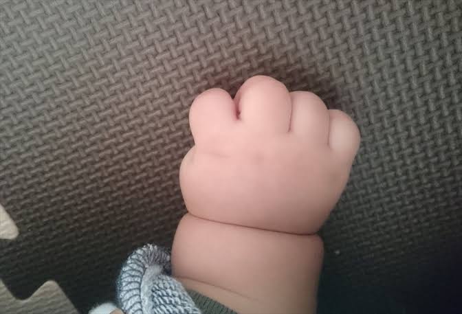 我が子が1日だけ赤ちゃんに戻ったらしたいこと