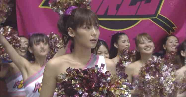 相武紗季「色々スッキリ」ショートヘアに