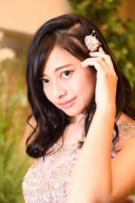 “日本一ドレスが似合う女子高生”が決定 「女子高生ミスコン」ファイナリスト、大幅イメチェン