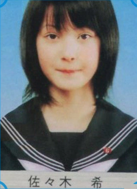 佐々木希、USJでの“お忍び満喫SHOT”にファン歓喜「お子さんとかな?」海外からも反響