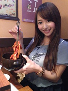 賀来賢人の“タイプの女優”堀田真由、番組紹介に感謝「本当に恐れ多いです」