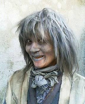 平子理沙「かなりブロンドに」金髪ヘアのアップショット公開「フランス人形みたい」「完璧の可愛さ」など反響