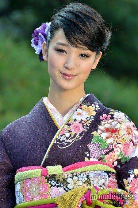 和服を着るときのヘアメイク
