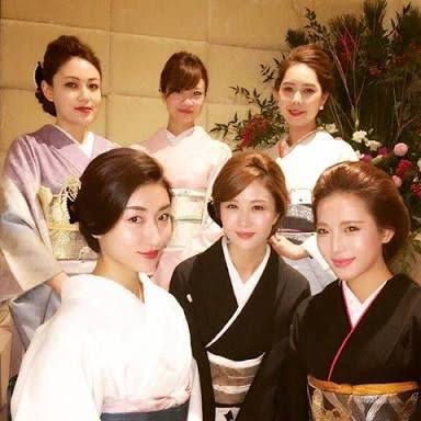 和服を着るときのヘアメイク