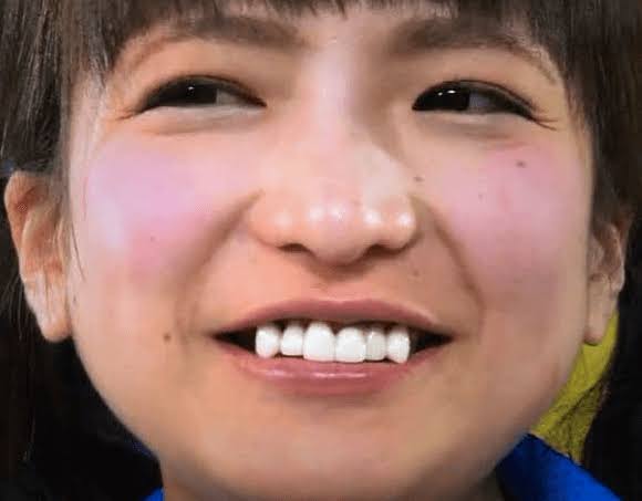 もえあず、ミスドの食べ放題を堪能「改めてみると種類すごい~」