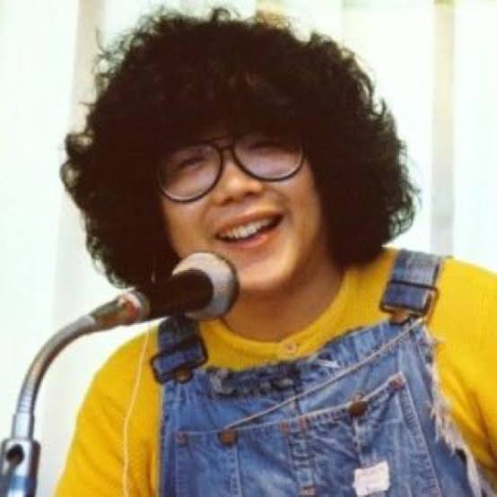 佐藤健に見つめられ上白石萌音が照れ笑いするオフショットに「私も見つめられたい」「羨ましすぎ」と反響