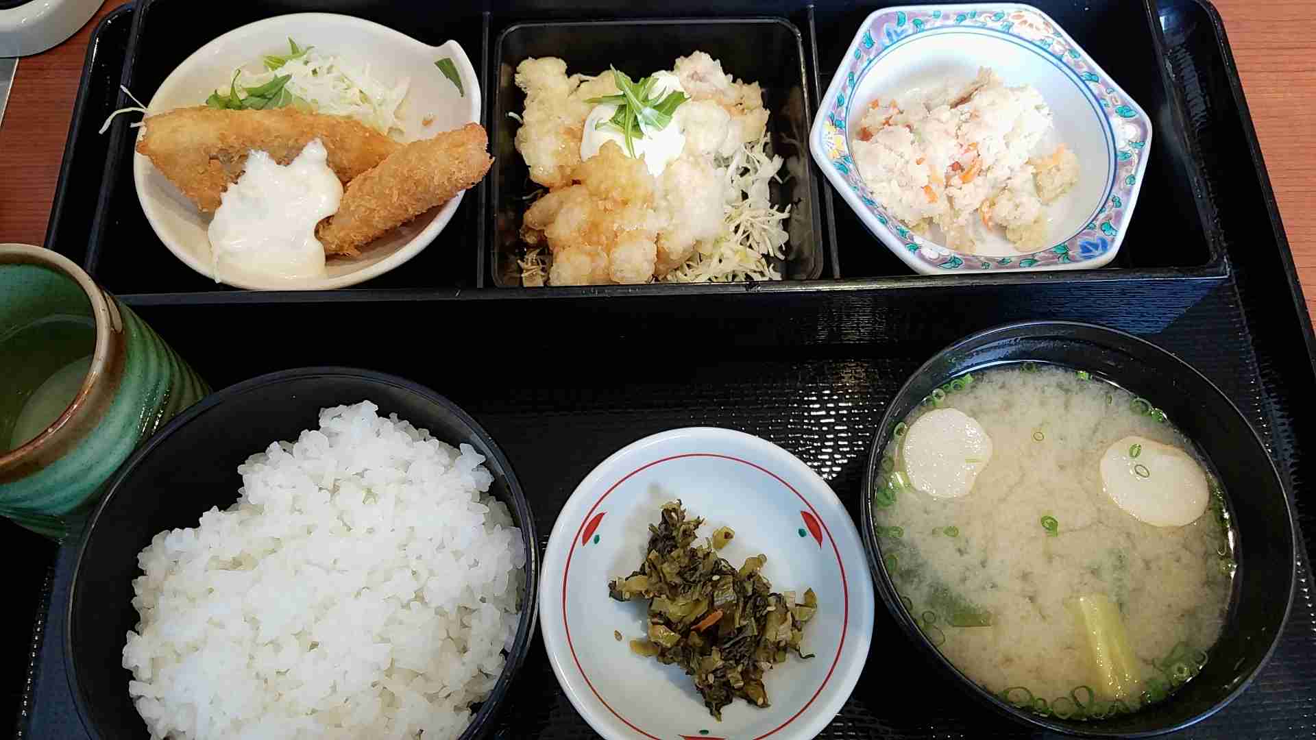 一人で気楽にランチやお酒を飲めるお店教えて下さい