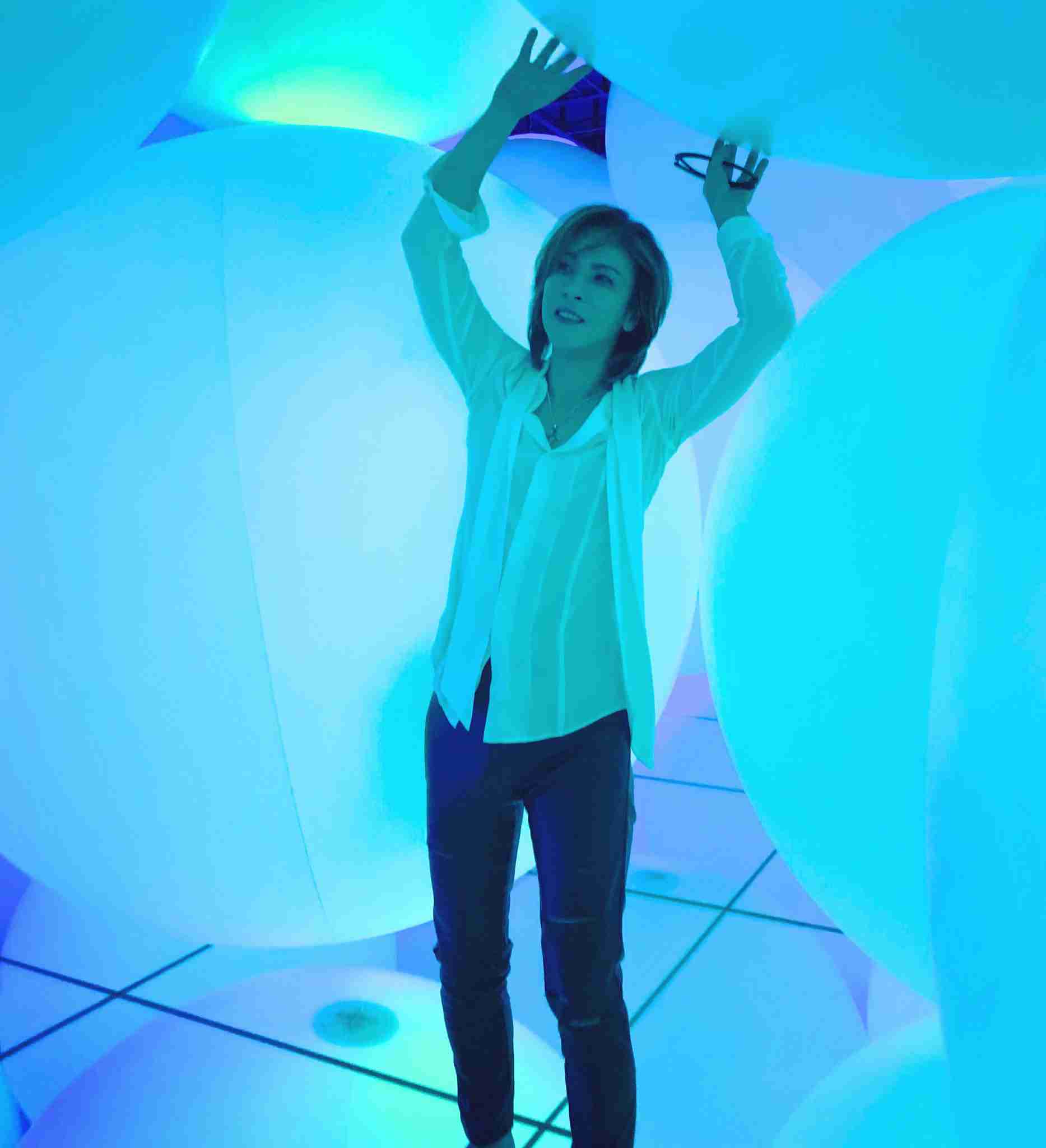 「二人とも若っ！」YOSHIKI、HYDEの誕生日を祝福＆2SHOT公開に反響「ちっとも歳とらない」