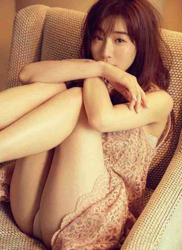 田中みな実、最新グラビアで魅せる絶品美BODY 『smart』異例の2号連続カバーモデルに