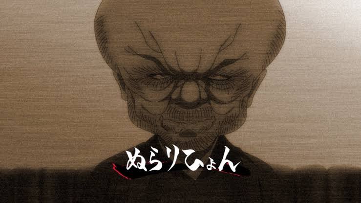 頭のハチが張ってる人