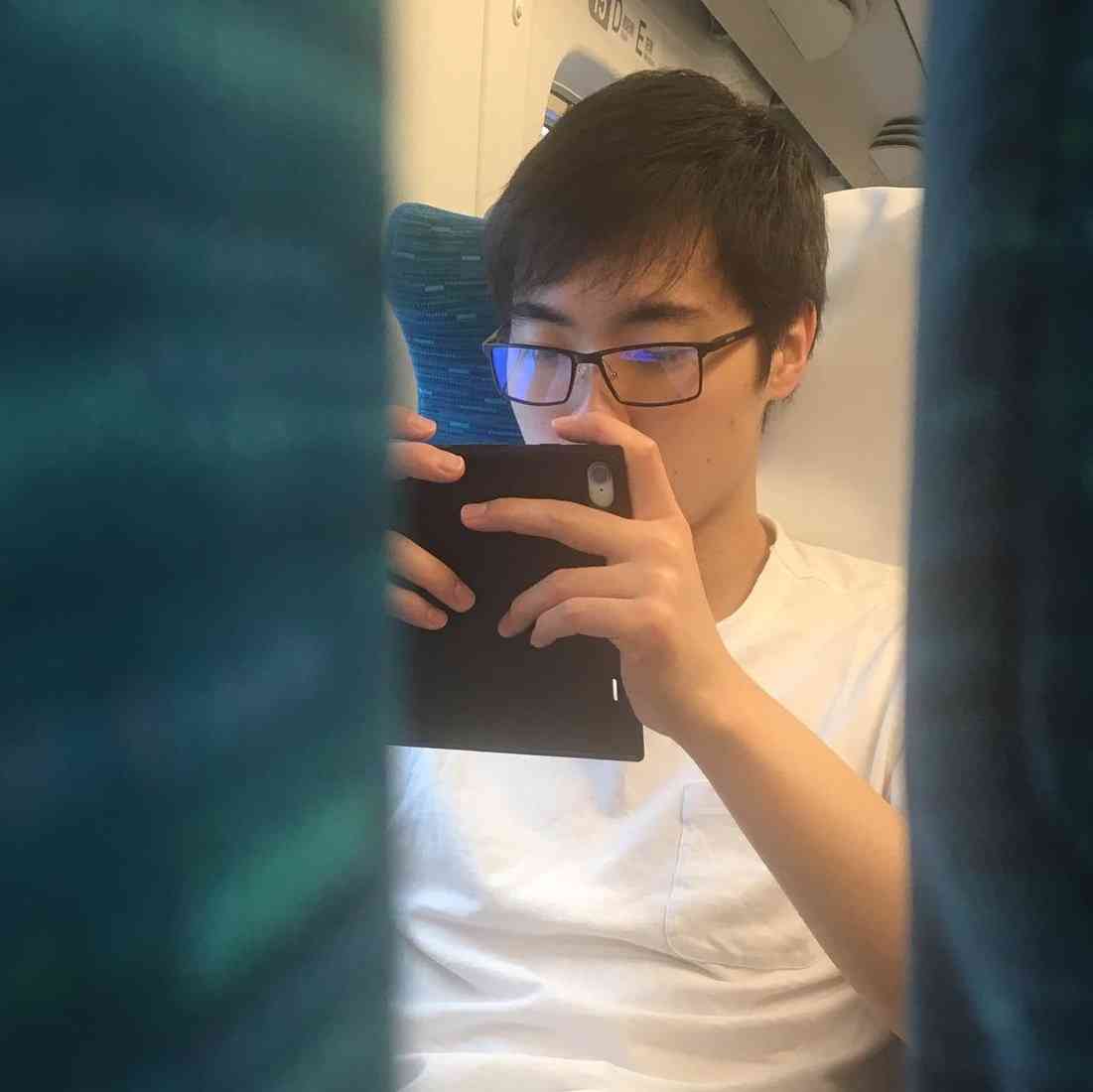 [芸人版] 彼氏感のある画像を貼るトピPart2