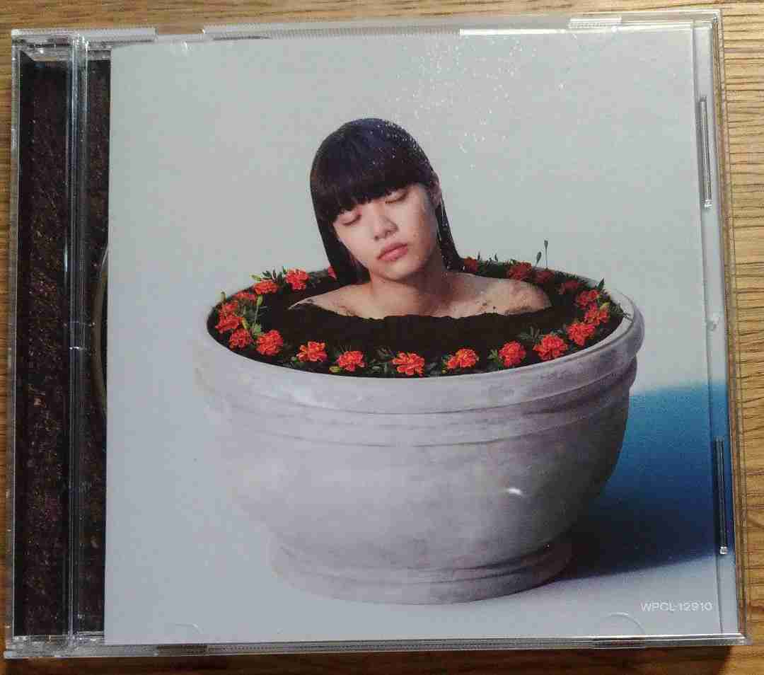 ジャケット画像で曲名アーティスト名を当てるトピ