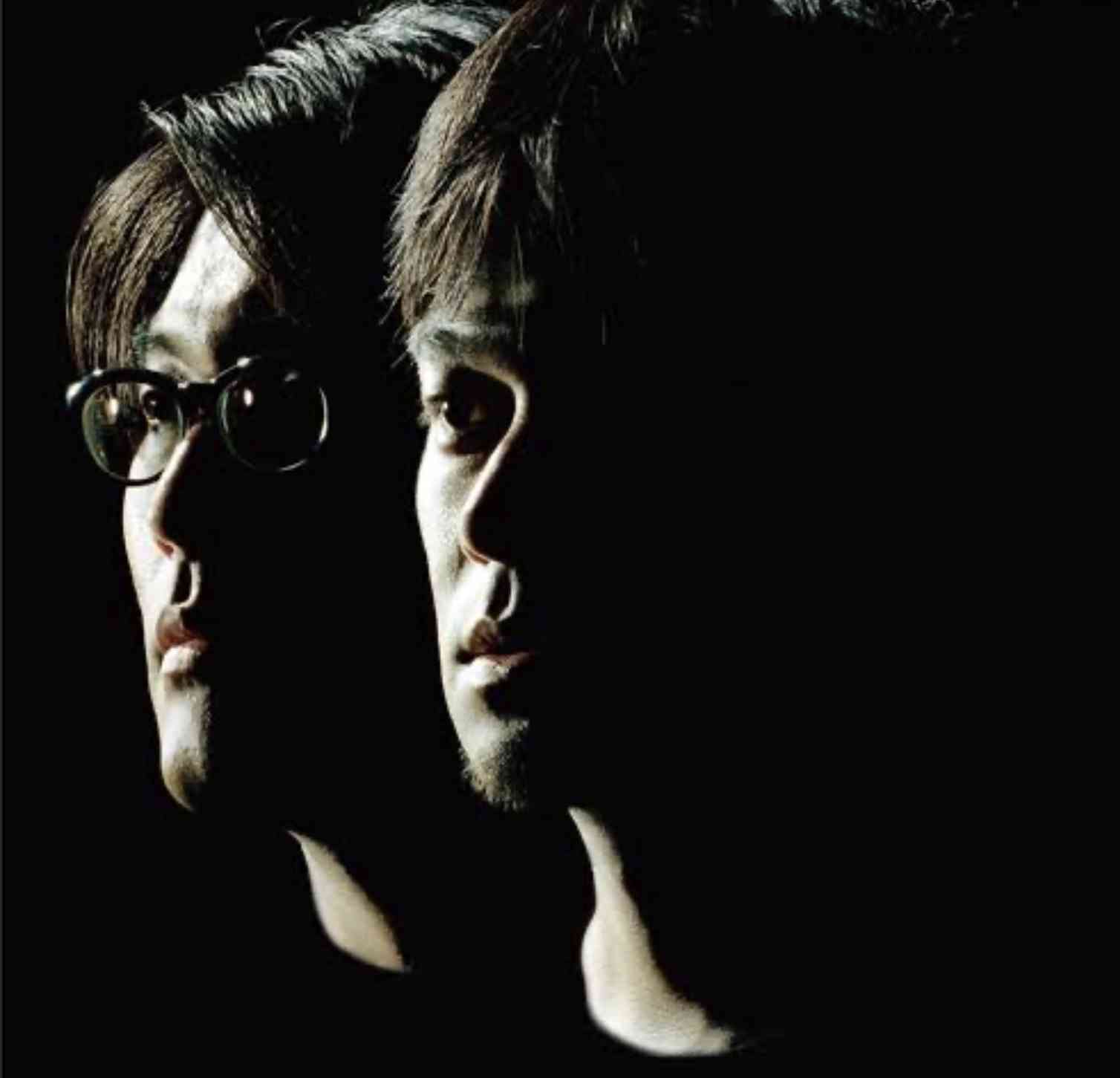 ジャケット画像で曲名アーティスト名を当てるトピ