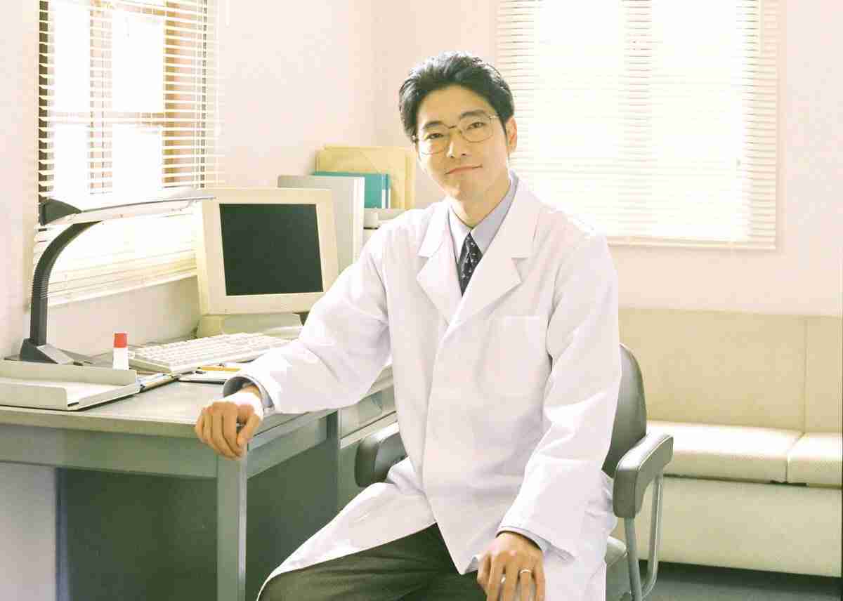 柄本佑も覚醒　吉高由里子