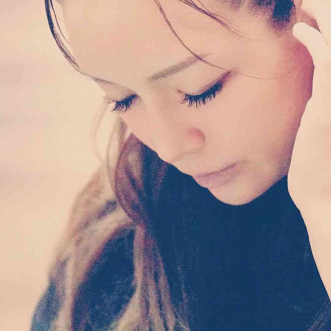 「グリグリに大きな目をしたなんとも可愛い赤ちゃん…」浜崎あゆみの友人・野口美佳さんのインスタ投稿が話題　ファン「泣けた」「確かな情報をありがとう」