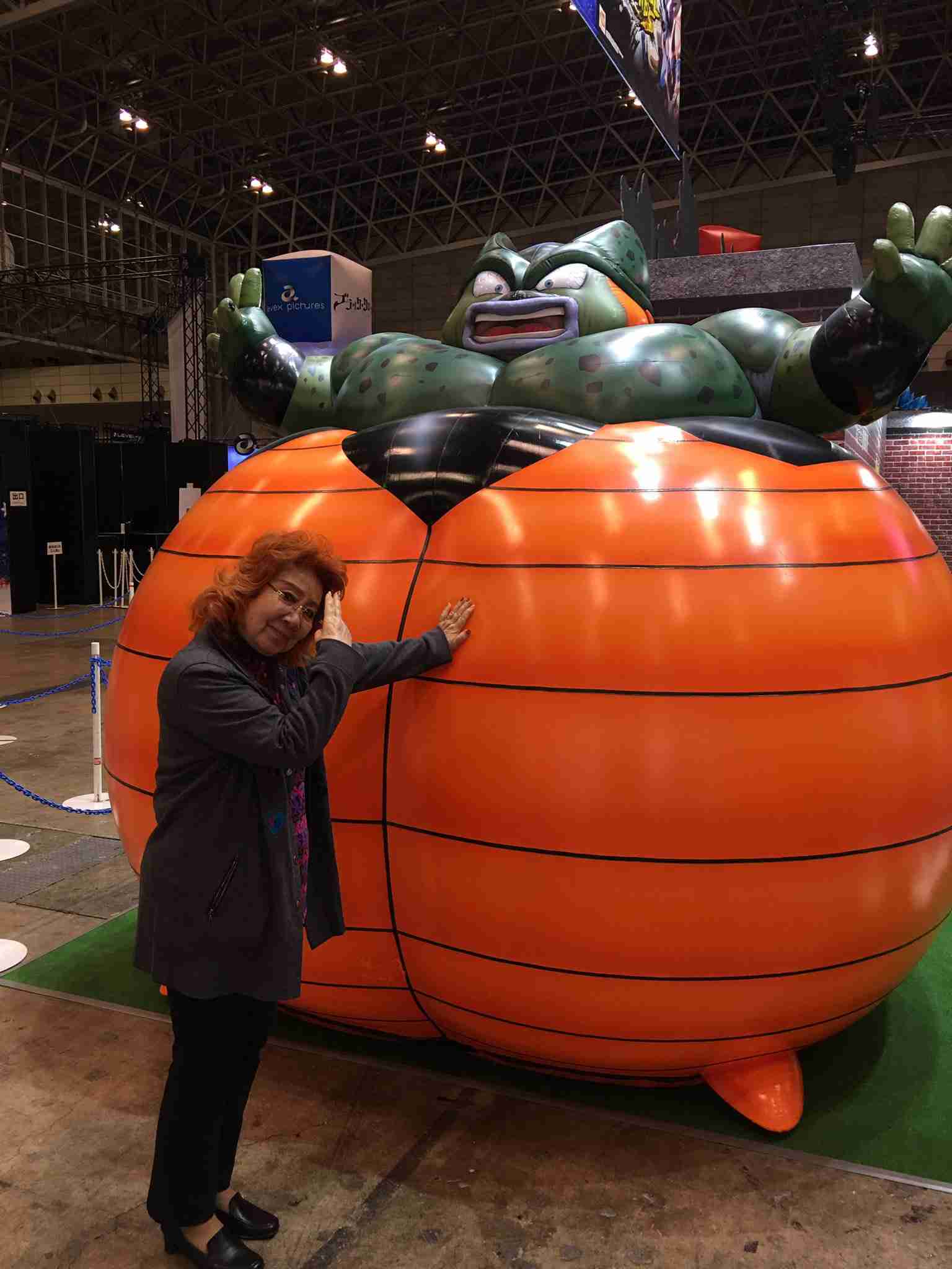 予約殺到!悟空、クリリンらが躍動するドラゴンボールの着物がすごい