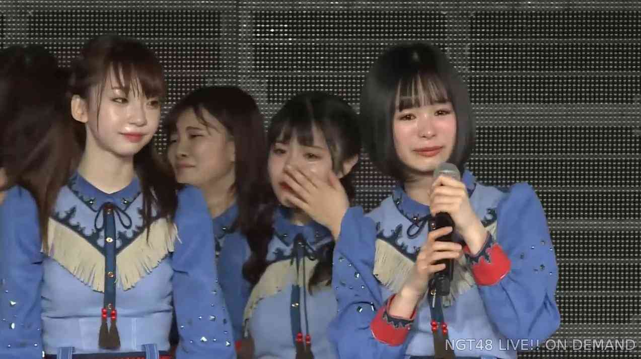 山口真帆、網タイツ＆ピンヒールの美脚オフショット「足ながっ」「エロカッコいい」と新たな魅力に反響
