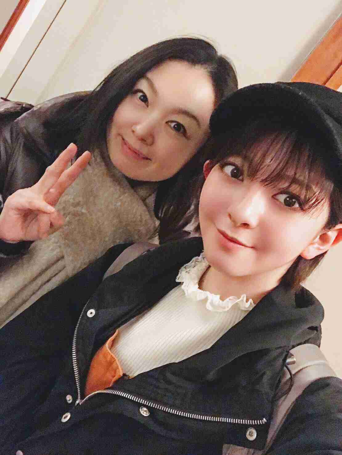 山口真帆、網タイツ＆ピンヒールの美脚オフショット「足ながっ」「エロカッコいい」と新たな魅力に反響