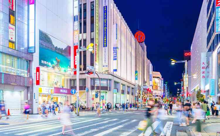 繁華街に住んでいる人