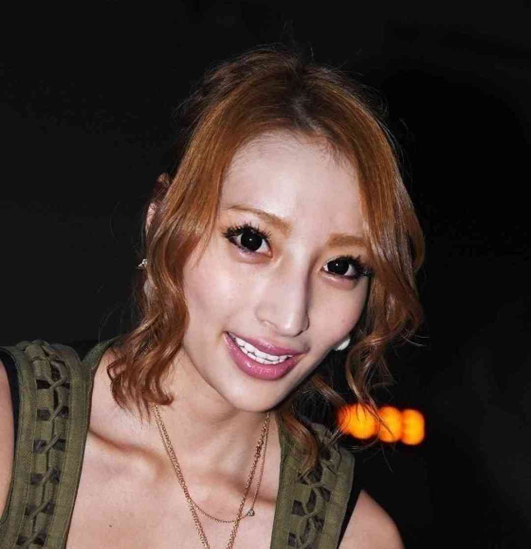 加藤紗里の子どもの父親疑惑のユーチューバーがクビ、出演動画も削除 ファンからは賛否集まる
