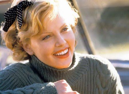 【写真で比較】美魔女シャーリーズ・セロンは10年で顔が変わっていないことが判明！
