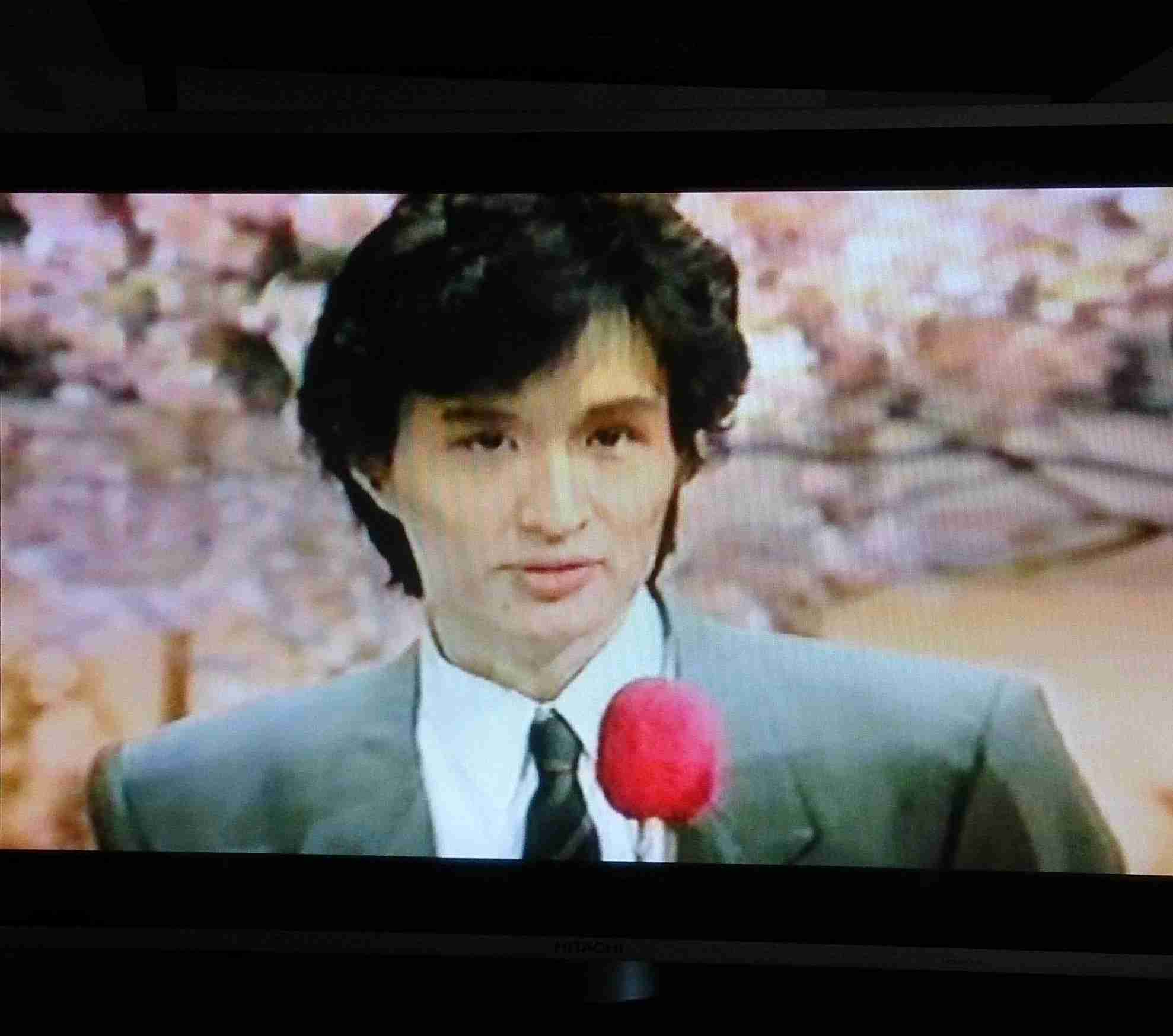 【画像】昔は意外な髪型をしていた芸能人