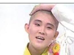 【画像】昔は意外な髪型をしていた芸能人