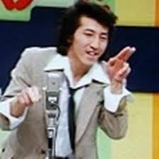【画像】昔は意外な髪型をしていた芸能人