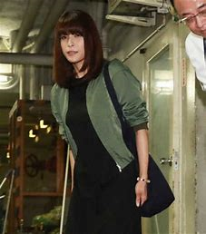 鈴木杏樹“にっこり会釈”に非難殺到「恐ろしい」「図太いわ」