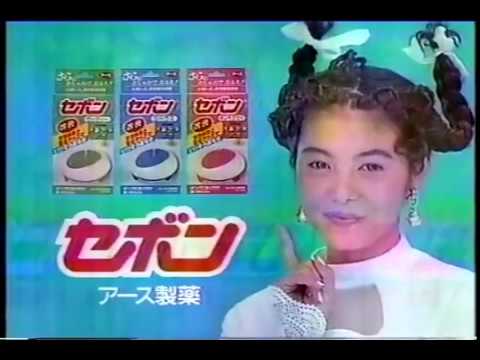 懐かしのパッケージを貼るトピ