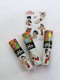 懐かしのパッケージを貼るトピ