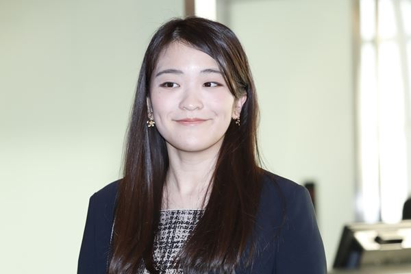 口角が上がってる美人イケメンが観たい