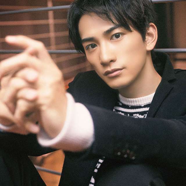 口角が上がってる美人イケメンが観たい