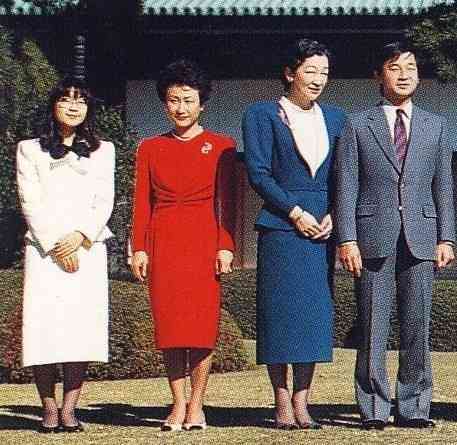 天皇・皇后両陛下、今春に訪英