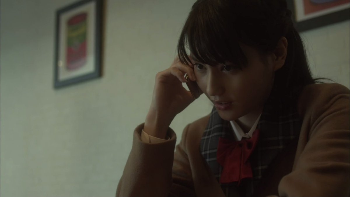 橋本愛、制服ショットでファン悩殺「かわいさ犯罪級」「破壊力やべえ」「これは撃ち抜かれました」