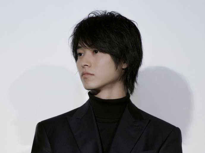 King Gnu・井口理、人気劇団の主宰者役で山崎賢人主演『劇場』出演