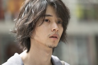 King Gnu・井口理、人気劇団の主宰者役で山崎賢人主演『劇場』出演