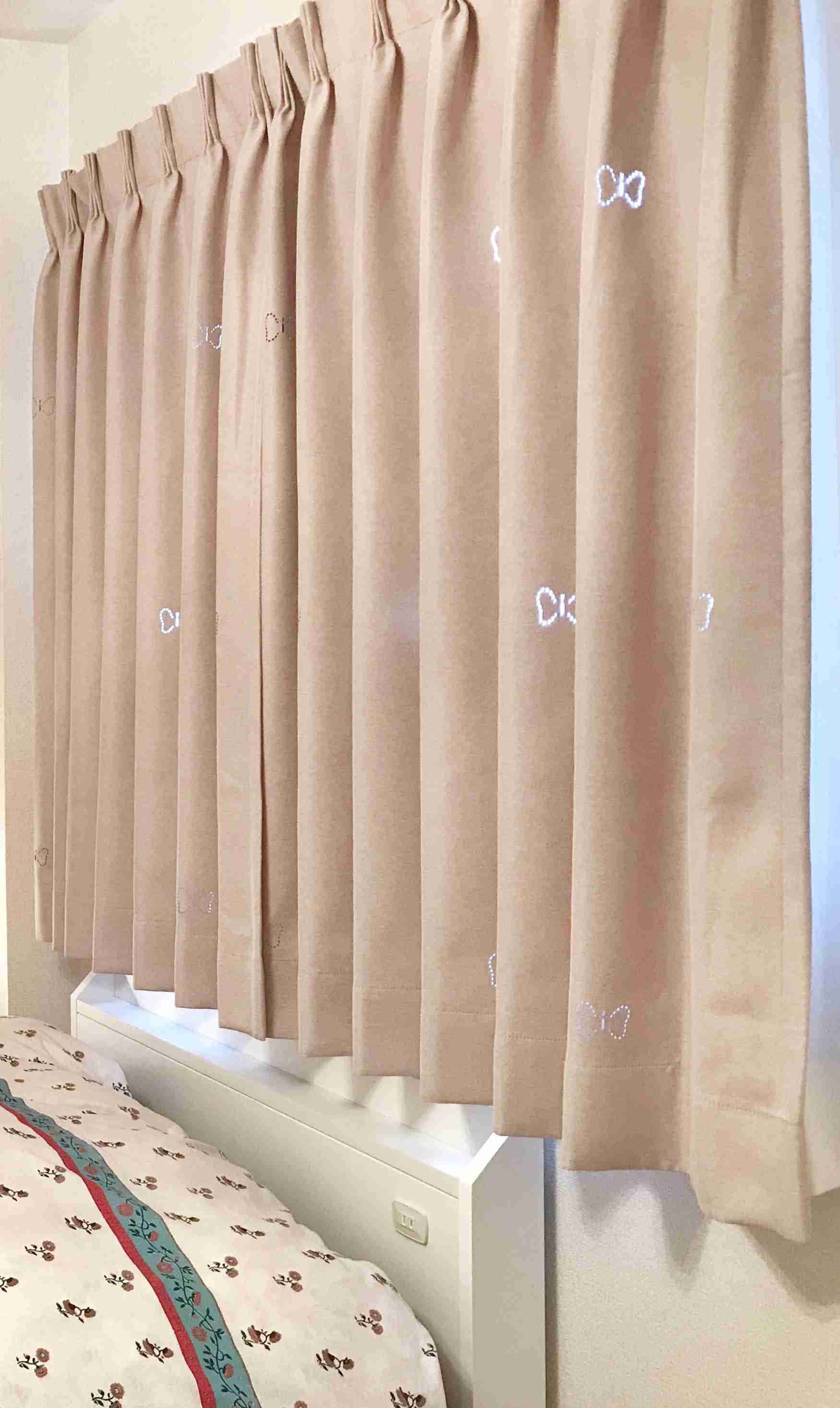 身バレしない程度にお宅のカーテン見せて下さいませんか?
