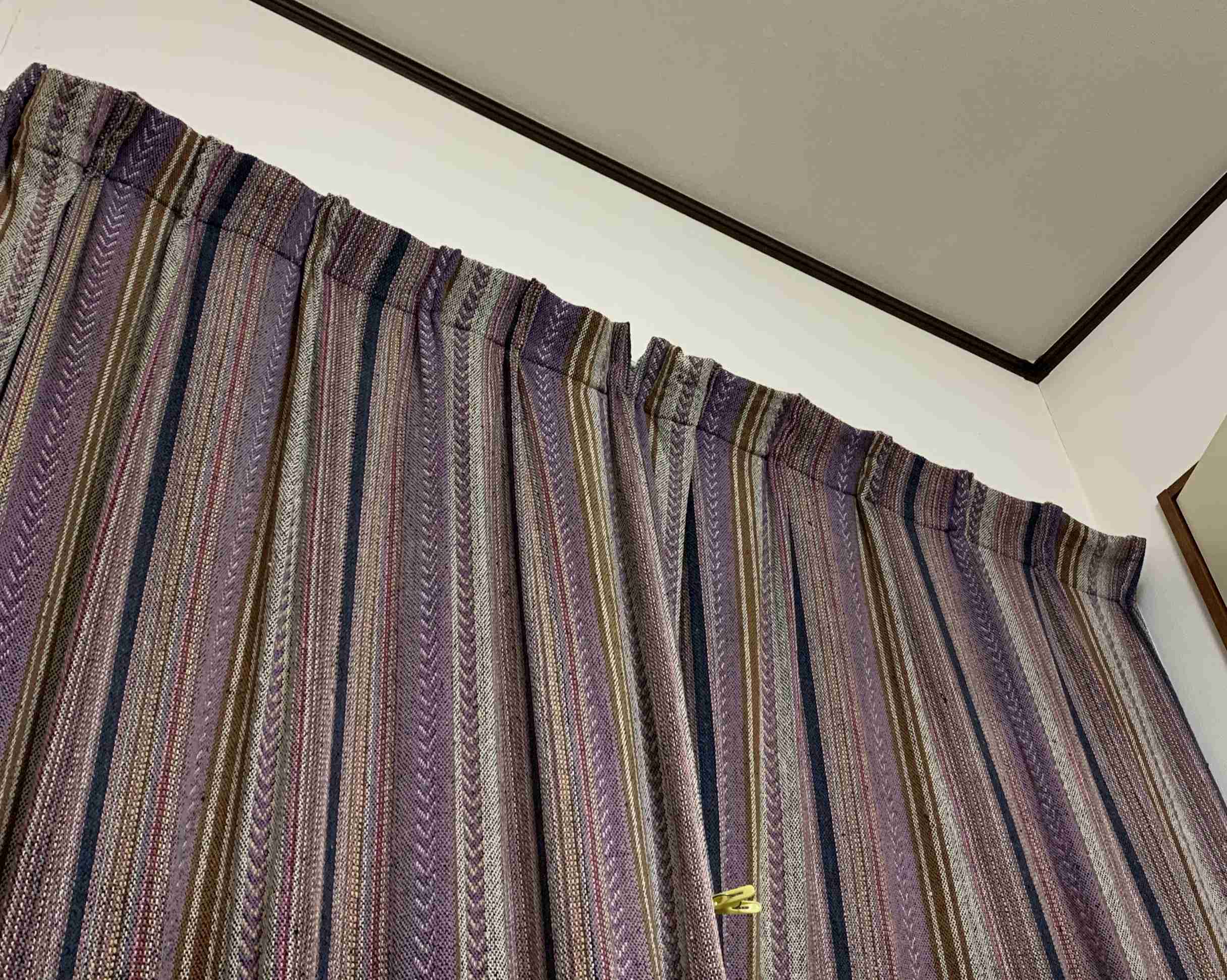 身バレしない程度にお宅のカーテン見せて下さいませんか?