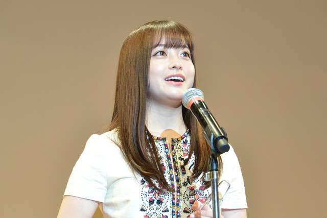 “ドS”橋本環奈「私、好きよ。あなたの小説」 佐藤大樹と相反する表情のビジュアル解禁