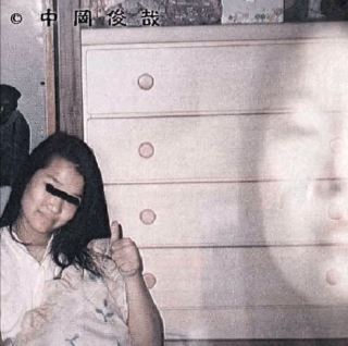 【閲覧注意】貼られた心霊写真を見て語るトピpart5