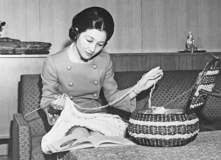 2月発表はナシ　眞子さま意志固く小室圭氏との結婚再延期の舞台裏