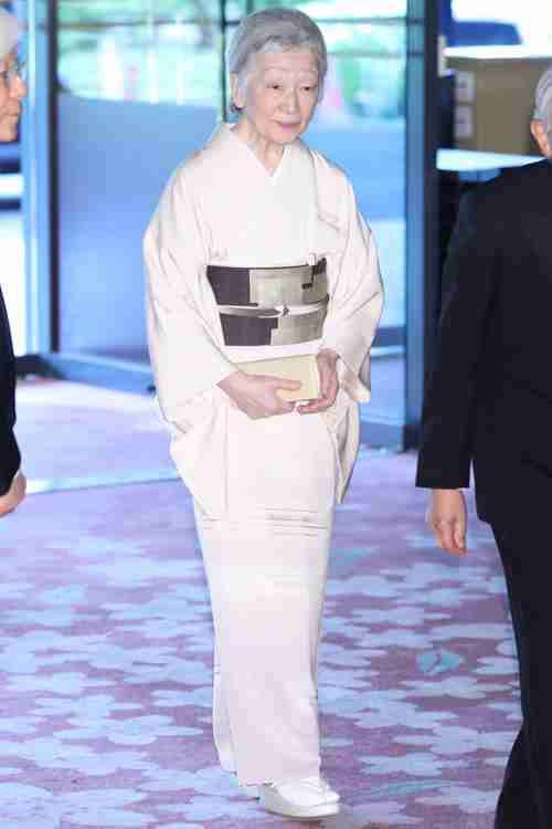 2月発表はナシ　眞子さま意志固く小室圭氏との結婚再延期の舞台裏