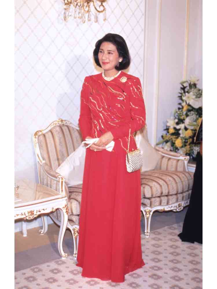 2月発表はナシ　眞子さま意志固く小室圭氏との結婚再延期の舞台裏