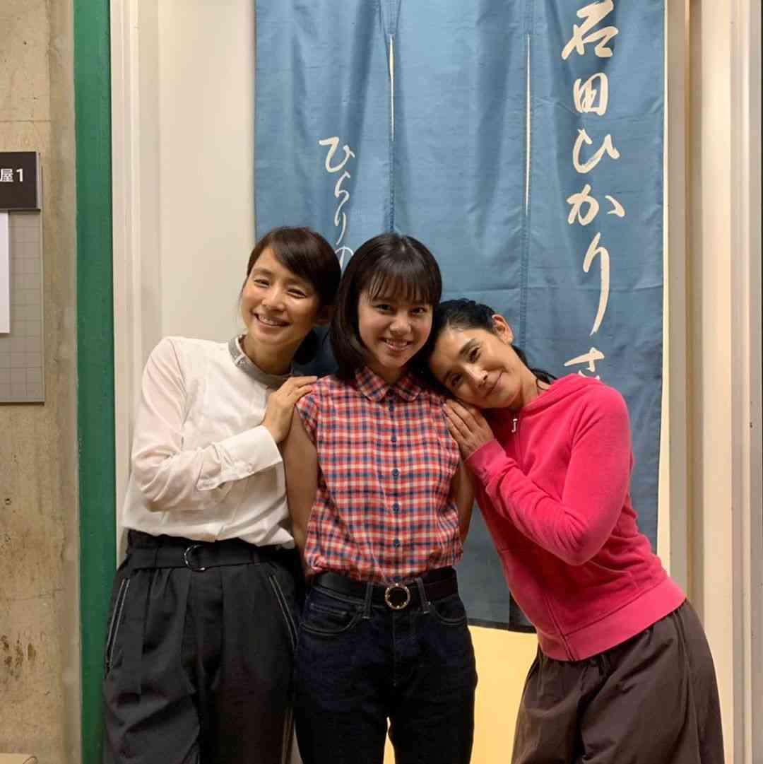 石田ゆり子、仔犬のイラスト披露で大反響「なんだこのクセになる絵は」